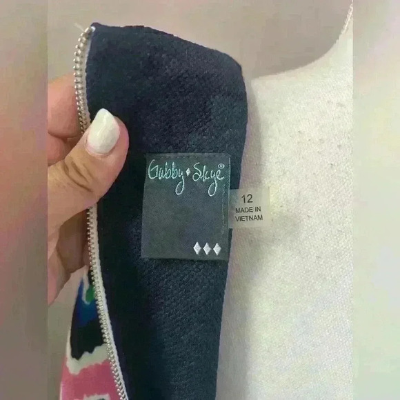 Gabby Skye Navy Psychedelic Printer Sleeveless Shift Dress - Picture 4 of 5